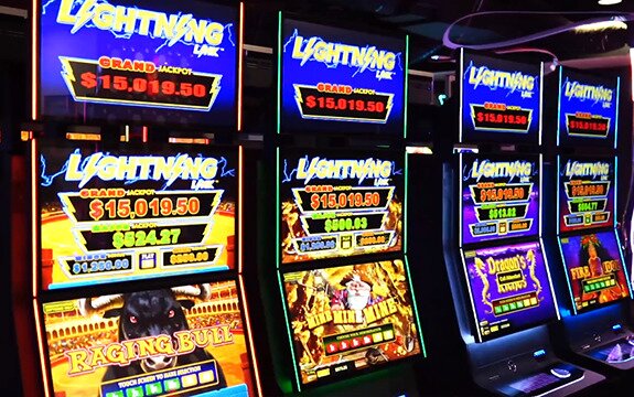 Lightning Link slot machine